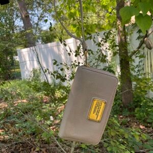 MARC JACOBS Taupe Leather Continental Wallet